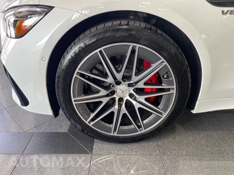 2025 Mercedes-Benz AMG GT 63 Hatchback - miniatura 24
