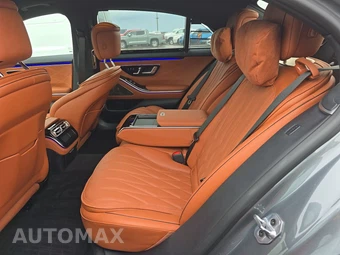2025 Mercedes-Benz AMG S 63 E – miniatura 13