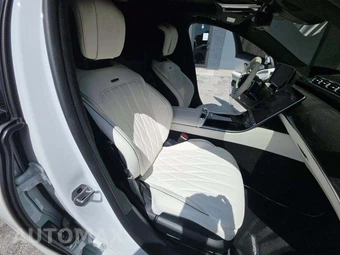 2025 Mercedes-Benz AMG S 63 E – miniatura 18