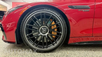 2025 Mercedes-Benz AMG SL 63 - miniatura 2