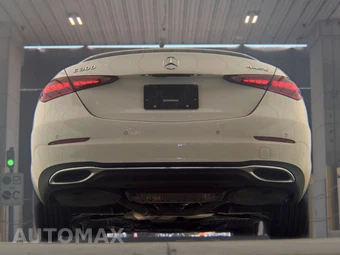 2025 Mercedes-Benz C 300 4MATIC – miniatura 7