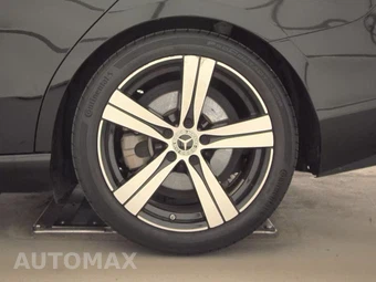 2025 Mercedes-Benz C 300 4MATIC - miniatura 12