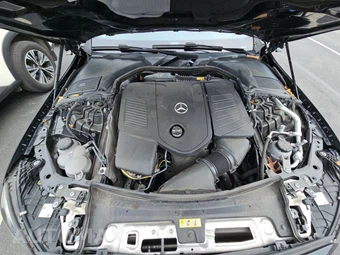 2025 Mercedes-Benz C 300 4MATIC - miniatura 22