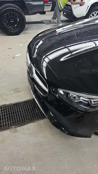 2025 Mercedes-Benz C 300 4MATIC - miniatura 26