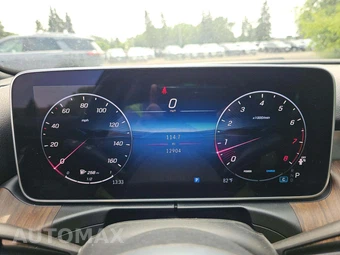 2025 Mercedes-Benz C 300 4MATIC - miniatura 6