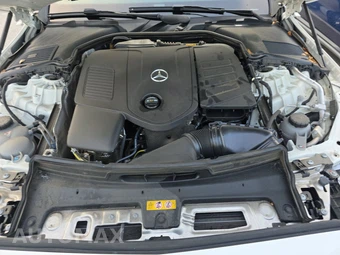 2025 Mercedes-Benz C 300 4MATIC - miniatura 22