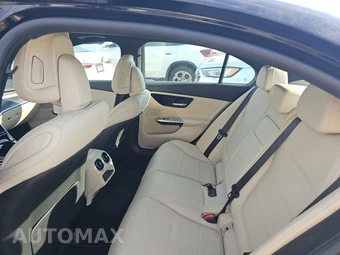 2025 Mercedes-Benz C 300 4MATIC - miniatura 18
