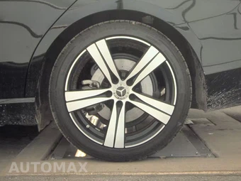 2025 Mercedes-Benz C 300 4MATIC - miniatura 12