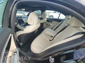 2025 Mercedes-Benz C 300 4MATIC - miniatura 19
