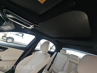 2025 Mercedes-Benz C 300 4MATIC - miniatura 20