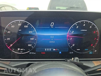 2025 Mercedes-Benz C 300 4MATIC – miniatura 12