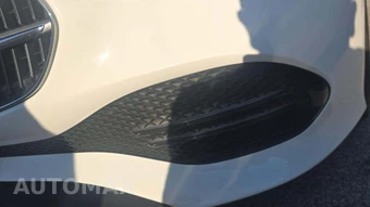 2025 Mercedes-Benz C 300 4MATIC – miniatura 19
