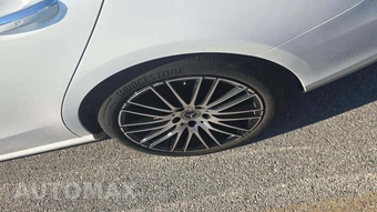 2025 Mercedes-Benz C 300 4MATIC – miniatura 22