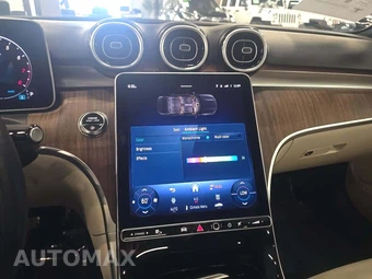 2025 Mercedes-Benz C 300 4MATIC – miniatura 10