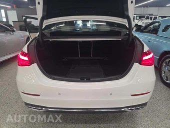 2025 Mercedes-Benz C 300 4MATIC – miniatura 14
