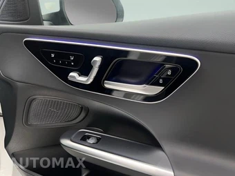 2025 Mercedes-Benz C 300 4MATIC - miniatura 19