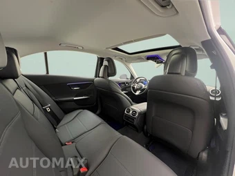 2025 Mercedes-Benz C 300 4MATIC - miniatura 20