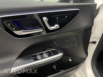 2025 Mercedes-Benz C 300 4MATIC - miniatura 35