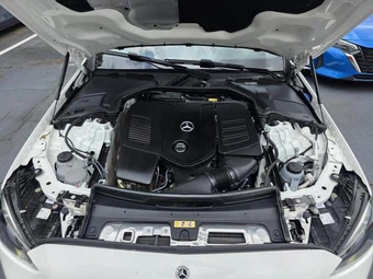 2025 Mercedes-Benz C 300 4MATIC - miniatura 18