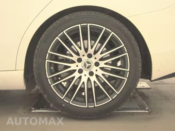 2025 Mercedes-Benz C 300 4MATIC - miniatura 12