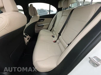 2025 Mercedes-Benz C 300 4MATIC - miniatura 19