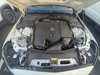 2025 Mercedes-Benz C 300 4MATIC - miniatura 15