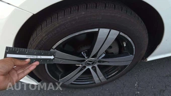 2025 Mercedes-Benz C 300 4MATIC - miniatura 22