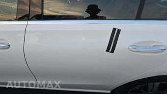2025 Mercedes-Benz C 300 4MATIC - miniatura 27