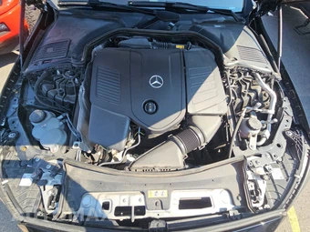 2025 Mercedes-Benz C 300 4MATIC - miniatura 15
