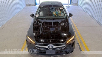 2025 Mercedes-Benz C 300 4MATIC - miniatura 2