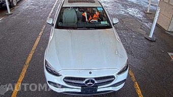 2025 Mercedes-Benz C 300 4MATIC - miniatura 2