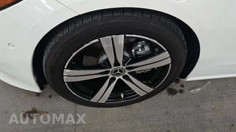 2025 Mercedes-Benz C 300 4MATIC - miniatura 24