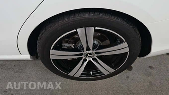 2025 Mercedes-Benz C 300 4MATIC - miniatura 25