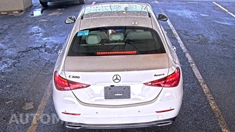 2025 Mercedes-Benz C 300 4MATIC - miniatura 5