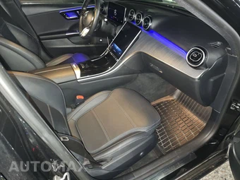 2025 Mercedes-Benz C 300 4MATIC - miniatura 8