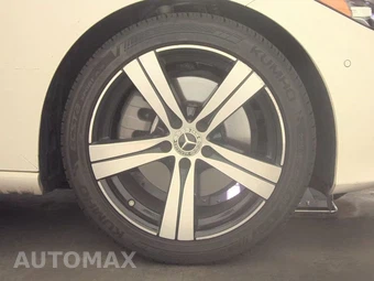 2025 Mercedes-Benz C 300 4MATIC – miniatura 10