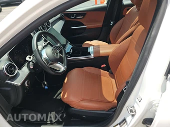 2025 Mercedes-Benz C 300 4MATIC – miniatura 13
