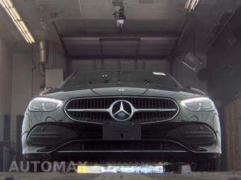 2025 Mercedes-Benz C 300 4MATIC – miniatura 3