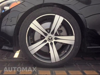 2025 Mercedes-Benz C 300 4MATIC – miniatura 9