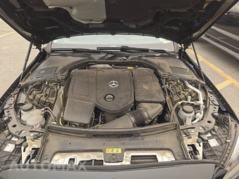 2025 Mercedes-Benz C 300 4MATIC - miniatura 16
