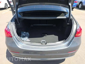 2025 Mercedes-Benz C 300 4MATIC - miniatura 11