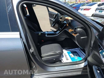 2025 Mercedes-Benz C 300 4MATIC - miniatura 15