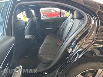 2025 Mercedes-Benz C 300 4MATIC - miniatura 13