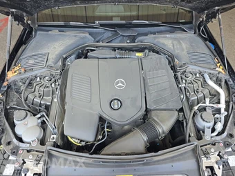 2025 Mercedes-Benz C 300 4MATIC - miniatura 15