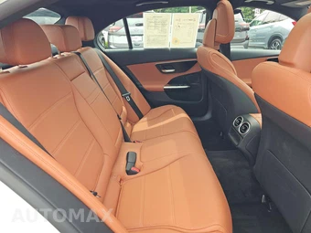 2025 Mercedes-Benz C 300 4MATIC - miniatura 13