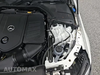 2025 Mercedes-Benz C 300 4MATIC - miniatura 18