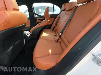 2025 Mercedes-Benz C 300 4MATIC - miniatura 19
