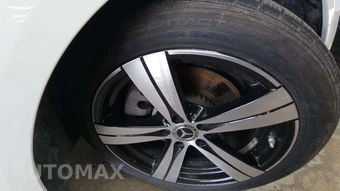 2025 Mercedes-Benz C 300 4MATIC - miniatura 30