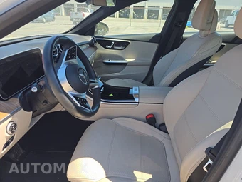 2025 Mercedes-Benz C 300 4MATIC – miniatura 12