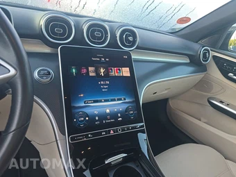 2025 Mercedes-Benz C 300 4MATIC - miniatura 17